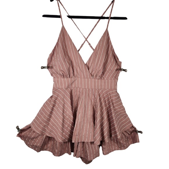 @BaLance Mauve Pinstripe Tiered Ruffle Romper Womens Medium Cross Back V-Neck - Picture 2 of 8